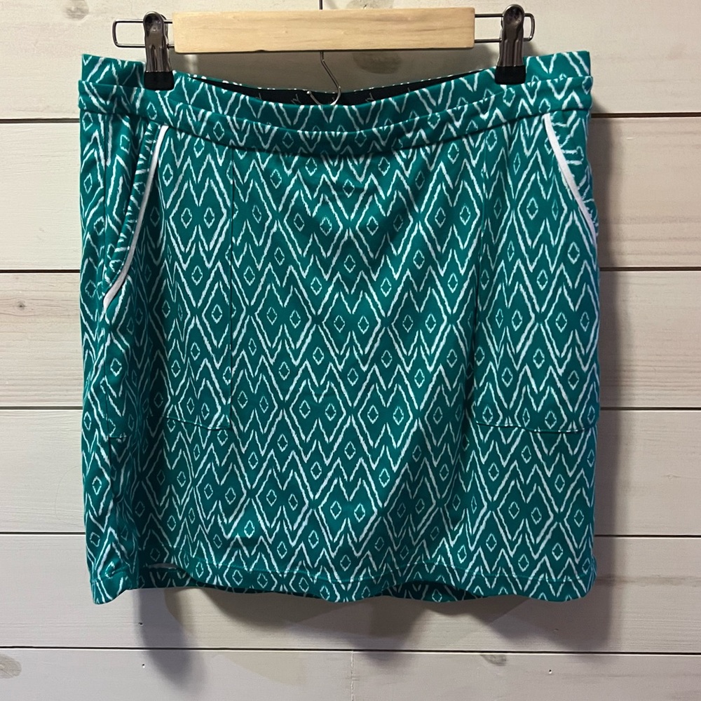 Jones New York women’s golf athletic skort skirt green geometric pattern…